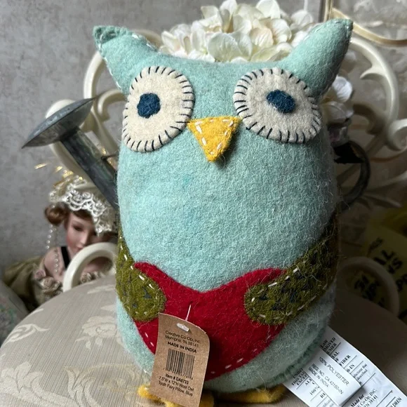 NWT OWL tooth fairy pillow made of wool with a small red heart pouch for tooth - Picture 1 of 9